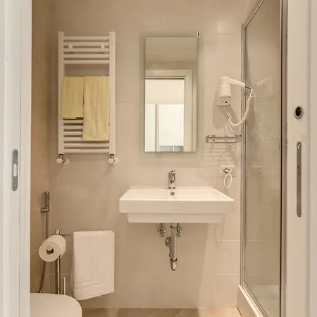 Casa Claudia Giulio Cesare 3* Rom